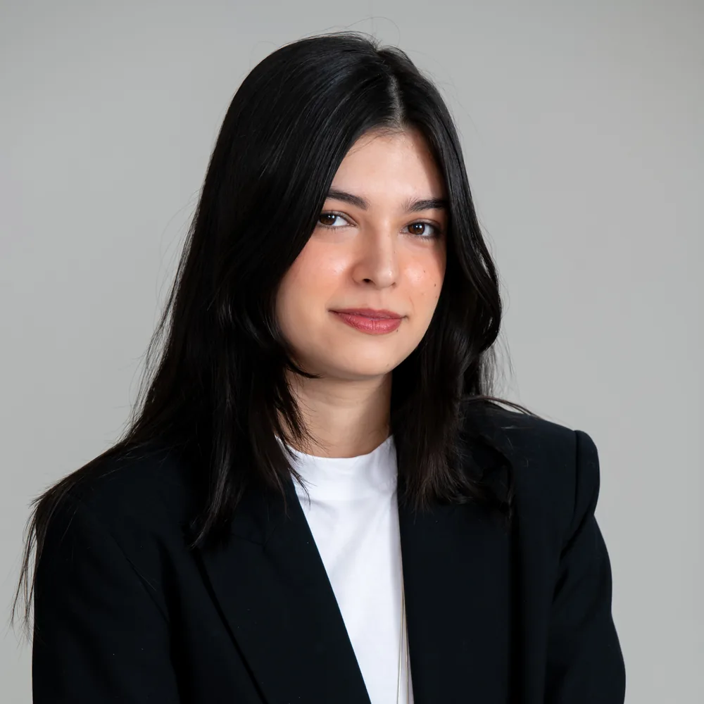 Beatriz Sampaio, Head of Marketing at AlphaCorp AI